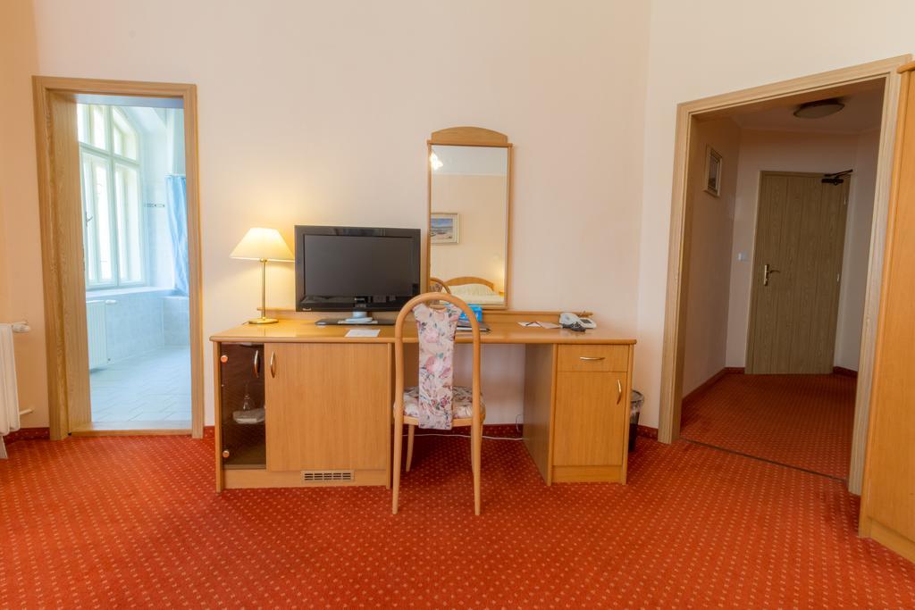Ensana Svoboda Marianske Lazne Bagian luar foto